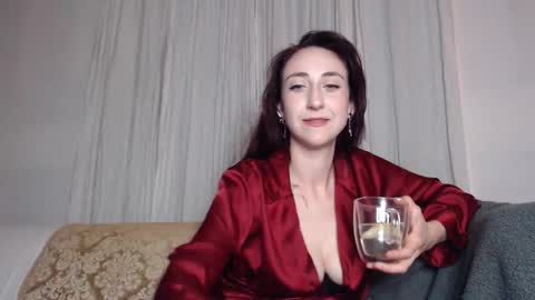 Snapshot of ivyrosiex chatting on October 11, 2:44 am Ivy Rosie online show from October 11, 2:44 am