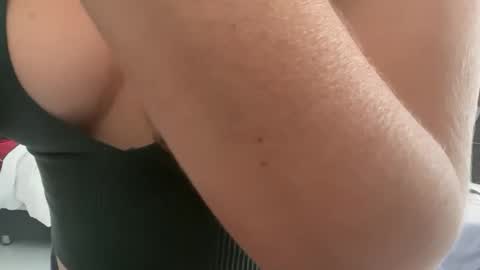 Snapshot of ivysagex chatting on November 9, 2:32 am ivysagex online show from November 9, 2:32 am