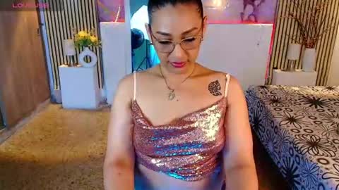 ivyshine7 online show from July 15, 6:35 pm