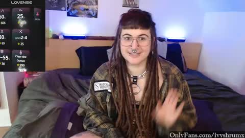 Snapshot of ivyshrumx chatting on January 19, 10:39 pm Ivy ShrumX online show from January 19, 10:39 pm