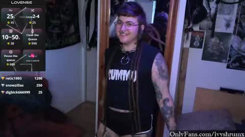 Snapshot of ivyshrumx chatting on September 14, 9:14 pm Ivy ShrumX online show from September 14, 9:14 pm