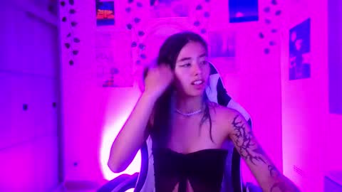 Ivy  online show from March 12, 11:22 pm