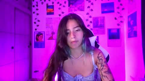 Ivy  online show from March 25, 12:27 am