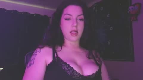 Amiee online show from April 3, 12:30 am