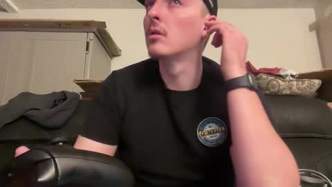 Snapshot of iwantyounow42069 chatting on February 25, 1:15 am iwantyounow42069 online show from February 25, 1:15 am