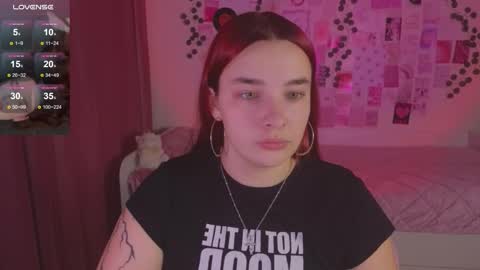 Daisy online show from October 19, 10:10 pm