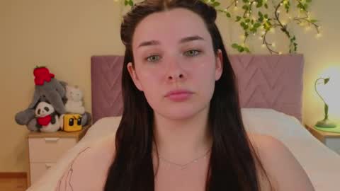 Daisy online show from June 3, 2:33 pm