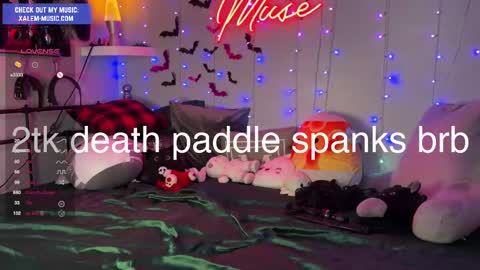 Snapshot of iwillbeyourmuse chatting on March 1, 3:21 am Muse hethey online show from March 1, 3:21 am