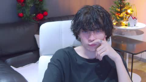 Snapshot of iwillfall_ chatting on December 15, 10:50 am Maxim online show from December 15, 10:50 am