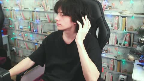 Snapshot of iwillfall_ chatting on December 26, 11:46 pm Maxim online show from December 26, 11:46 pm