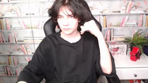 Snapshot of iwillfall_ chatting on February 27, 8:42 pm Maxim online show from February 27, 8:42 pm