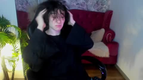 Snapshot of iwillfall_ chatting on March 5, 2:46 am Maxim online show from March 5, 2:46 am