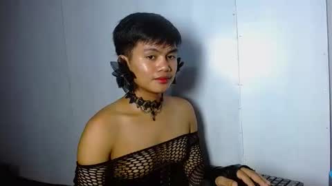 Snapshot of iya143 chatting on November 22, 4:06 pm iya143 online show from November 22, 4:06 pm