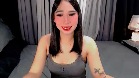 UR LOVELY IYANNA online show from November 25, 7:47 pm