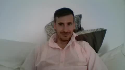 Snapshot of iyoperro chatting on October 21, 1:01 pm Casandro online show from October 21, 1:01 pm