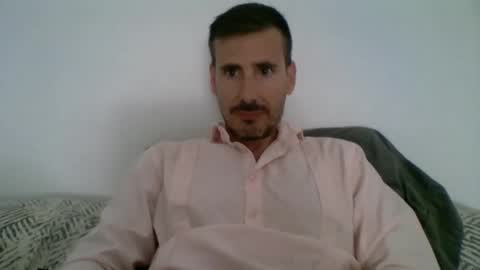 Snapshot of iyoperro chatting on October 27, 10:08 am Casandro online show from October 27, 10:08 am