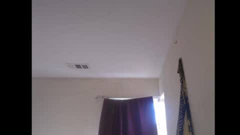 Snapshot of izak144 chatting on January 8, 6:43 pm izak144 online show from January 8, 6:43 pm