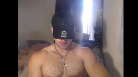 Snapshot of izak144 chatting on January 15, 12:37 am izak144 online show from January 15, 12:37 am