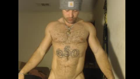 Snapshot of izak144 chatting on March 9, 5:11 am izak144 online show from March 9, 5:11 am