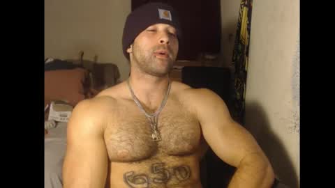 Snapshot of izak144 chatting on March 12, 5:13 am izak144 online show from March 12, 5:13 am