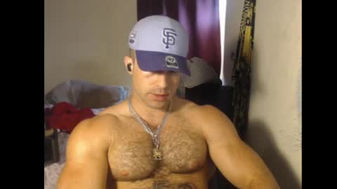 Snapshot of izak144 chatting on April 2, 12:41 am izak144 online show from April 2, 12:41 am