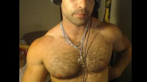 Snapshot of izak144 chatting on April 6, 7:31 am izak144 online show from April 6, 7:31 am
