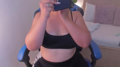 Iza online show from March 17, 12:52 pm