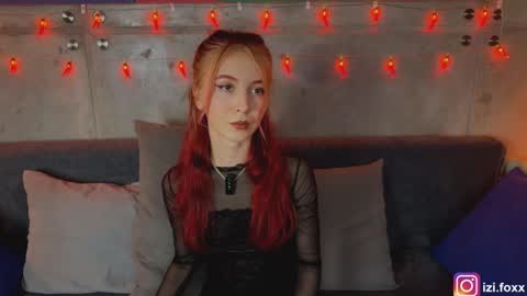 Snapshot of izi_fox chatting on November 27, 4:09 pm izi online show from November 27, 4:09 pm