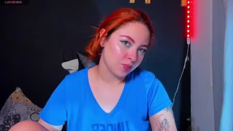 hot izys online show from July 18, 6:28 am