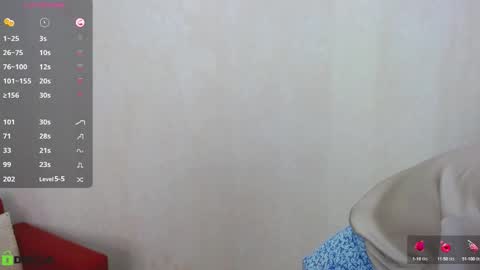 Snapshot of izzy_cam chatting on September 23, 5:32 am Queen of nylon Victoria online show from September 23, 5:32 am