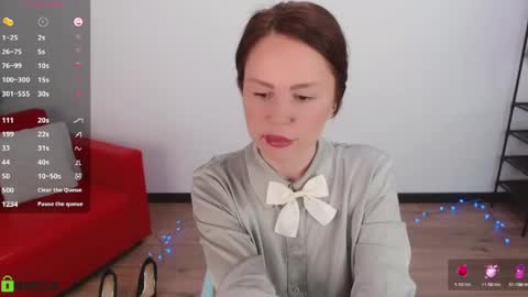 Queen of nylon  Victoria online show from April 27, 6:00 am