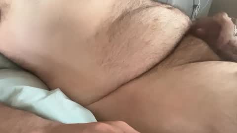 izzysboytoy1 online show from June 12, 12:04 pm