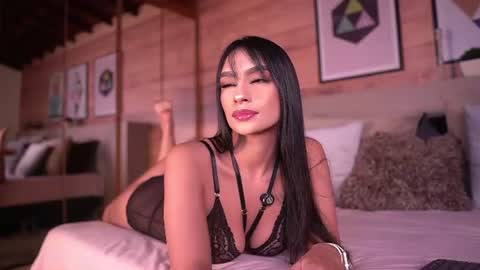 izzywild1 online show from August 3, 10:35 pm
