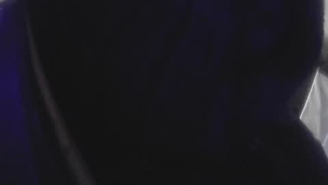 Snapshot of j0lteon_ chatting on April 6, 11:27 pm Stuart online show from April 6, 11:27 pm