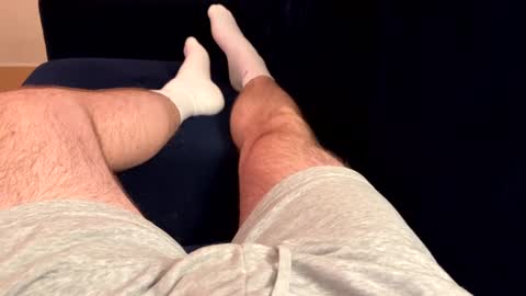 Snapshot of j0n275 chatting on January 1, 12:32 am j0n275 online show from January 1, 12:32 am