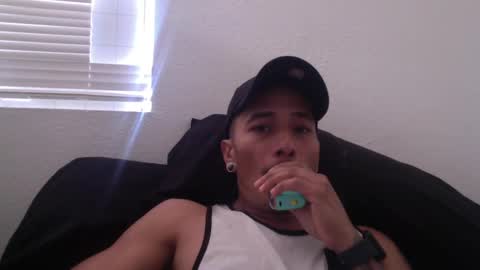 Snapshot of j0nnyk1ng chatting on February 10, 11:55 pm Mugen online show from February 10, 11:55 pm