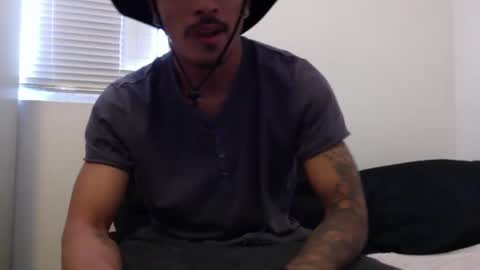 Snapshot of j0nnyk1ng chatting on March 10, 5:29 pm Mugen online show from March 10, 5:29 pm