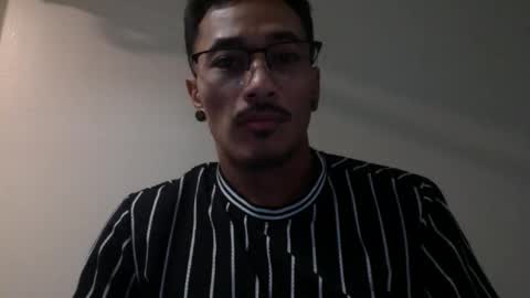 Snapshot of j0nnyk1ng chatting on November 9, 9:51 am Mugen online show from November 9, 9:51 am