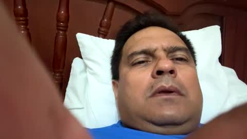 Snapshot of j0shua70 chatting on November 1, 5:15 pm j0shua70 online show from November 1, 5:15 pm