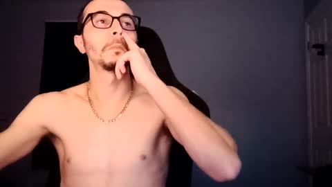 Snapshot of j1277 chatting on January 21, 5:16 am Yoursexxyguy online show from January 21, 5:16 am