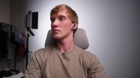 Danny online show from November 22, 4:17 pm