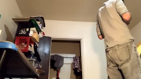 Snapshot of j_boogie_mane chatting on December 4, 12:41 am j boogie online show from December 4, 12:41 am