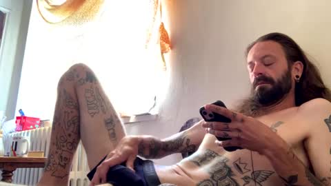 Snapshot of j_boogie_mane chatting on October 5, 4:16 pm j boogie online show from October 5, 4:16 pm