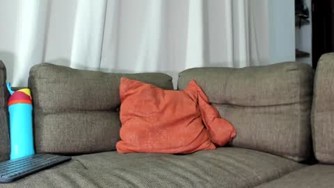 Calix  Independient model Insta and twt Calixsnake online show from January 17, 5:32 am