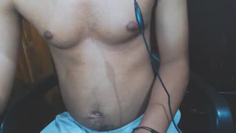 Snapshot of j_castello chatting on January 7, 3:14 am J online show from January 7, 3:14 am