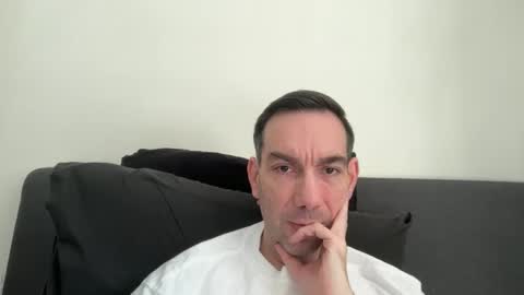 j_dc online show from May 1, 2:21 pm