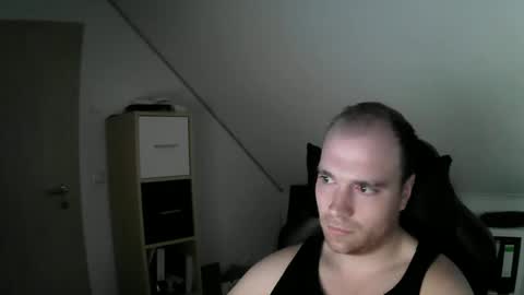 Snapshot of j_german783377 chatting on November 26, 10:16 am here4y online show from November 26, 10:16 am