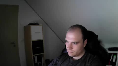 Snapshot of j_german783377 chatting on November 29, 12:19 pm here4y online show from November 29, 12:19 pm