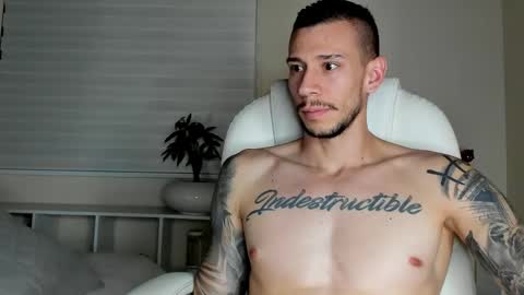 J King online show from June 5, 11:05 am