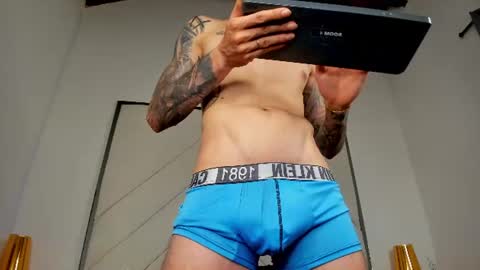 J King online show from June 18, 11:53 pm